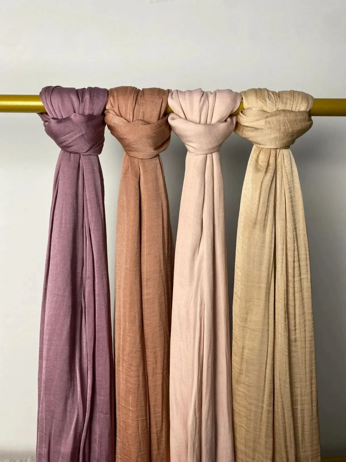 Premium Velvet Hijab New Scarf (MH002) - Image 4