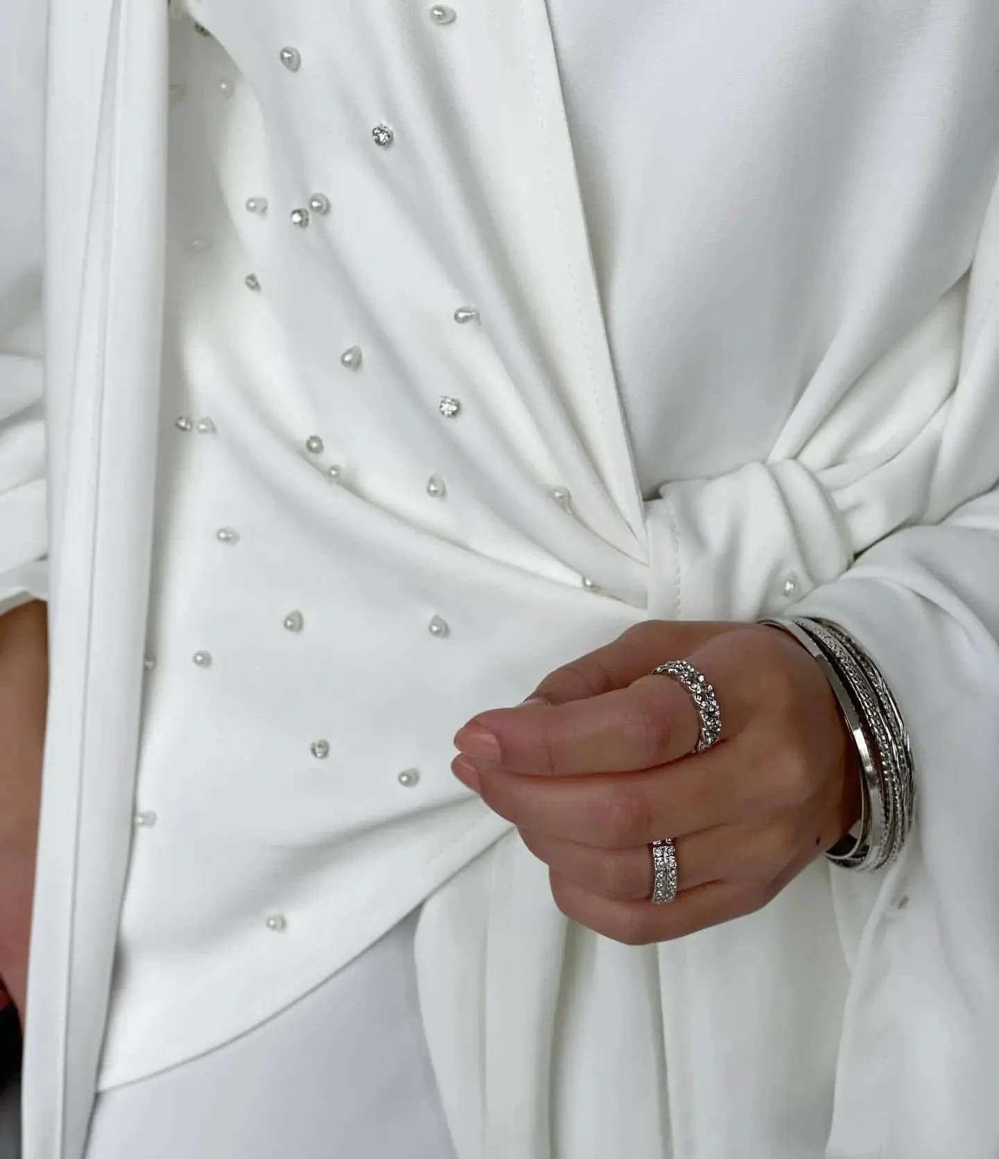 Solid Color Pearl Splice Abaya (MOA031) - Image 8
