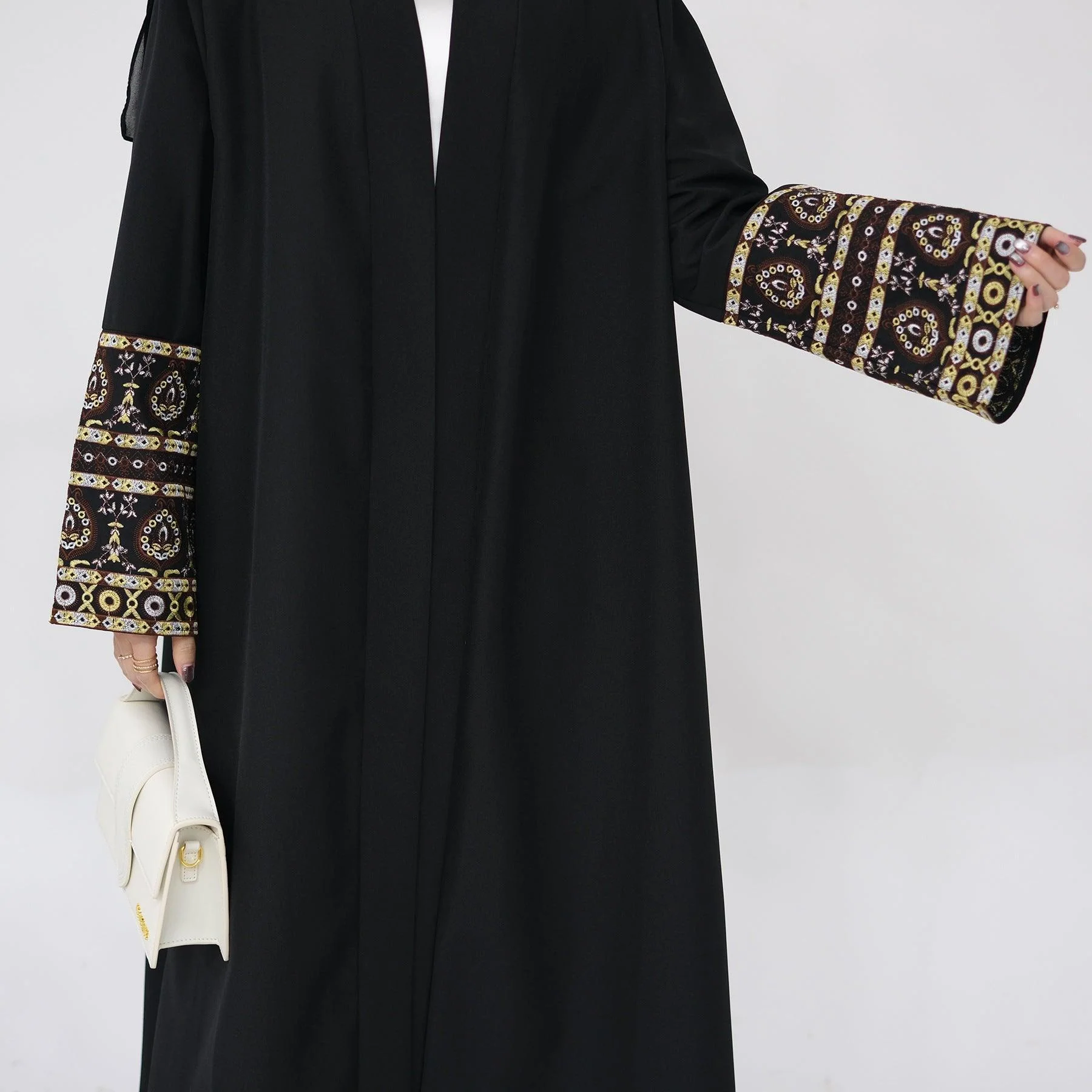 Exquisite Embroidery Set Open Abaya (MOA039) - Image 7