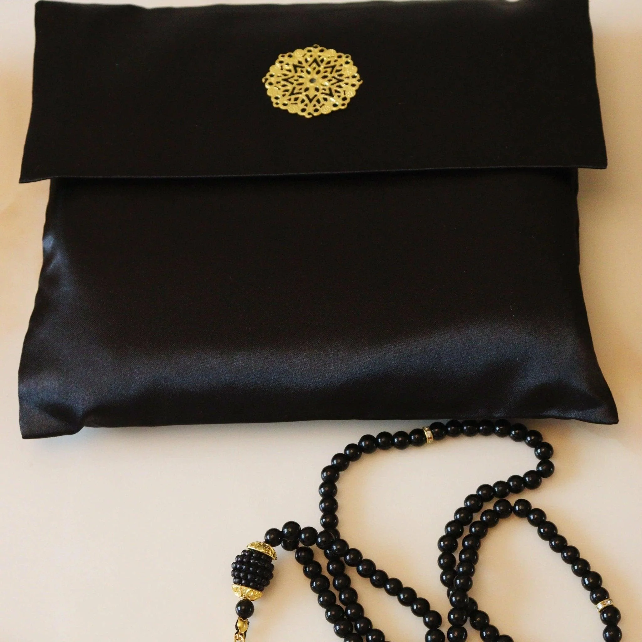 Luxury Prayer Mat and Tasbeeh Set (MR048) - Image 12