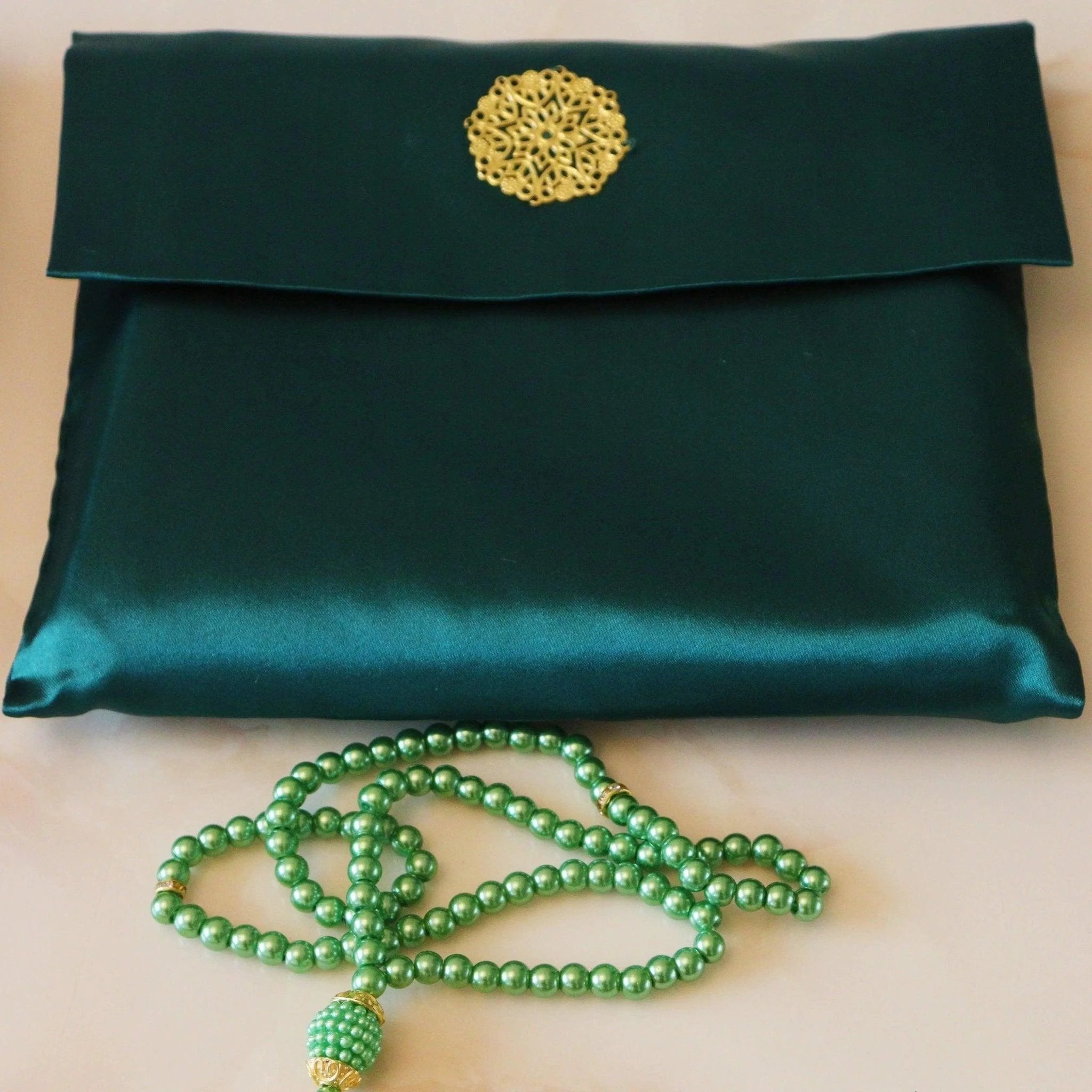 Luxury Prayer Mat and Tasbeeh Set (MR048) - Image 17