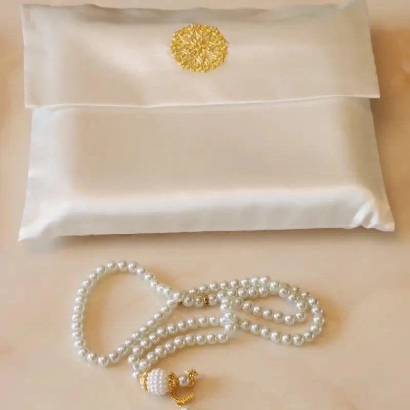 Luxury Prayer Mat and Tasbeeh Set (MR048) - Image 4